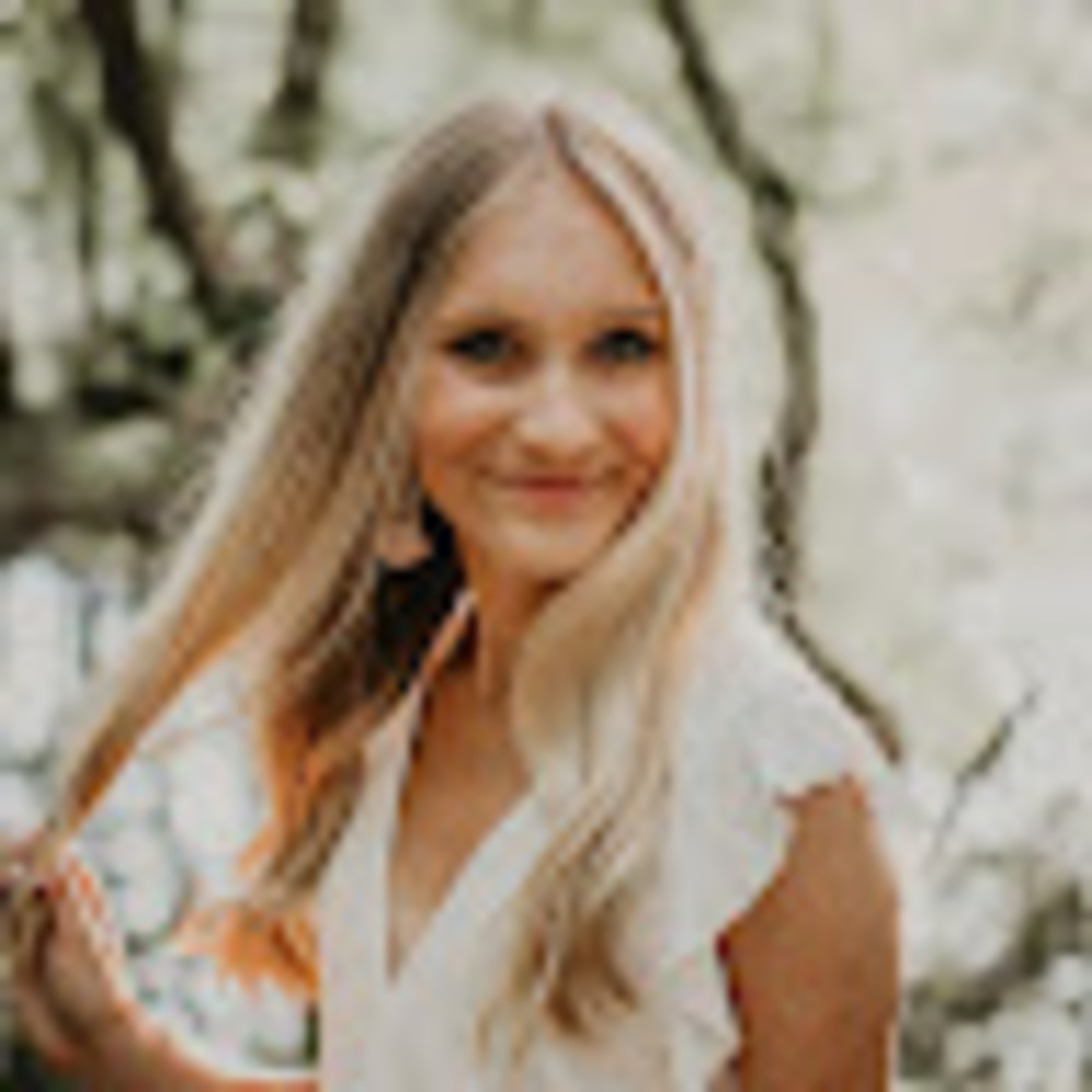 Meet your Posher, Megan